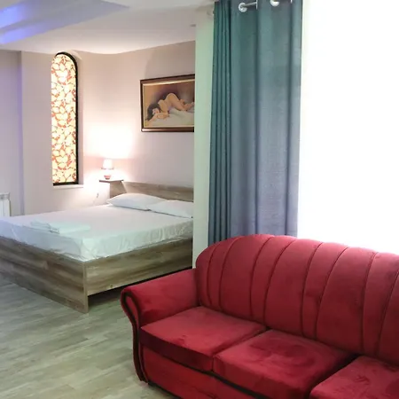 Sfinks Albania Elbasan