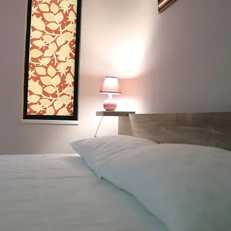 Sfinks Albania * Elbasan