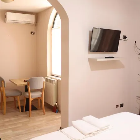 Hotel Sfinks Albania Elbasan